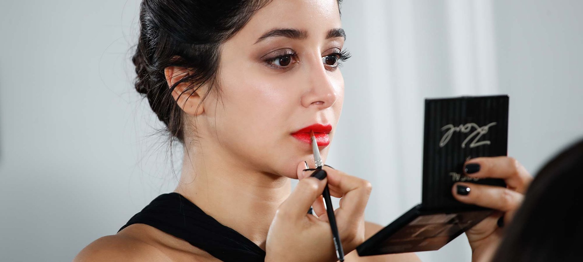 Perfilar Labios Maquillaje Imagen Maquillaje Hero